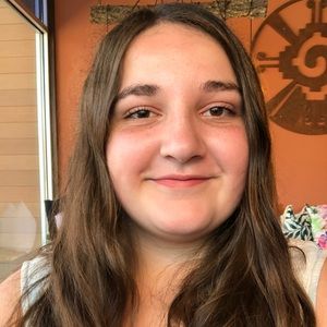 Meet your Posher, Abby